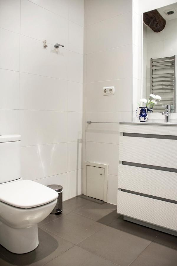 Central, Spacious And Authentic Family Apartment San Sebastian Bagian luar foto