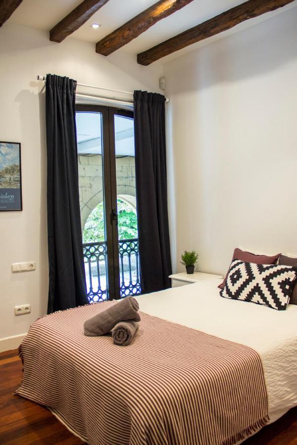 Central, Spacious And Authentic Family Apartment San Sebastian Bagian luar foto